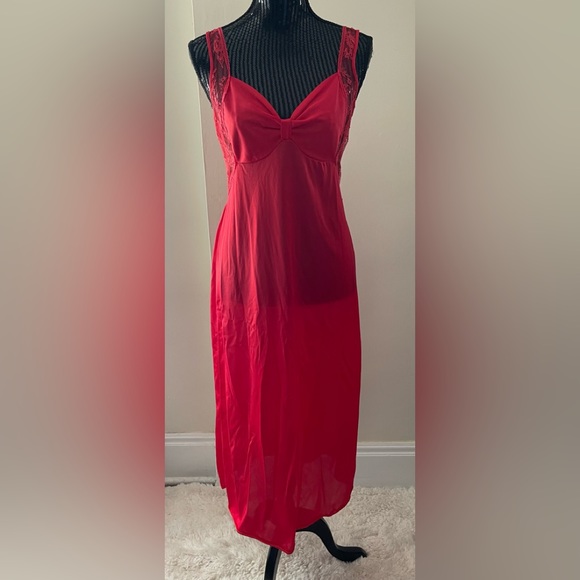 Vintage Other - Vintage Bright Red Long Nightgown